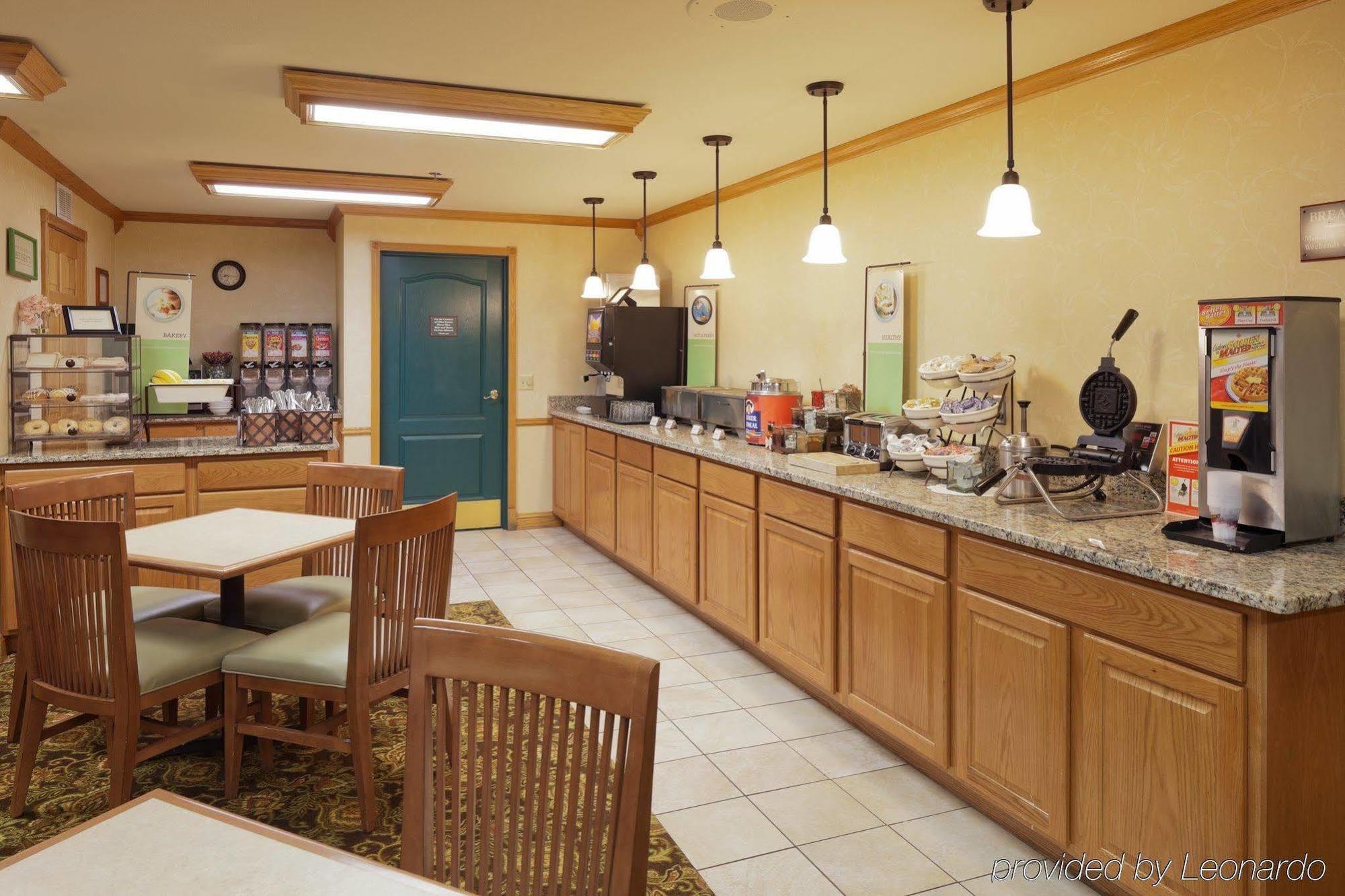 Country Inn & Suites By Radisson Kenosha - Pleasant Prairie Buitenkant foto